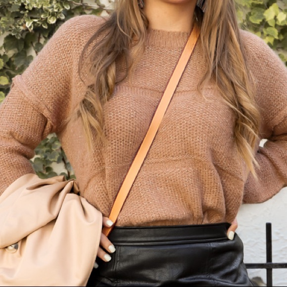 NWT Crop sweater with shimmer accent throughout - Picture 5 of 7